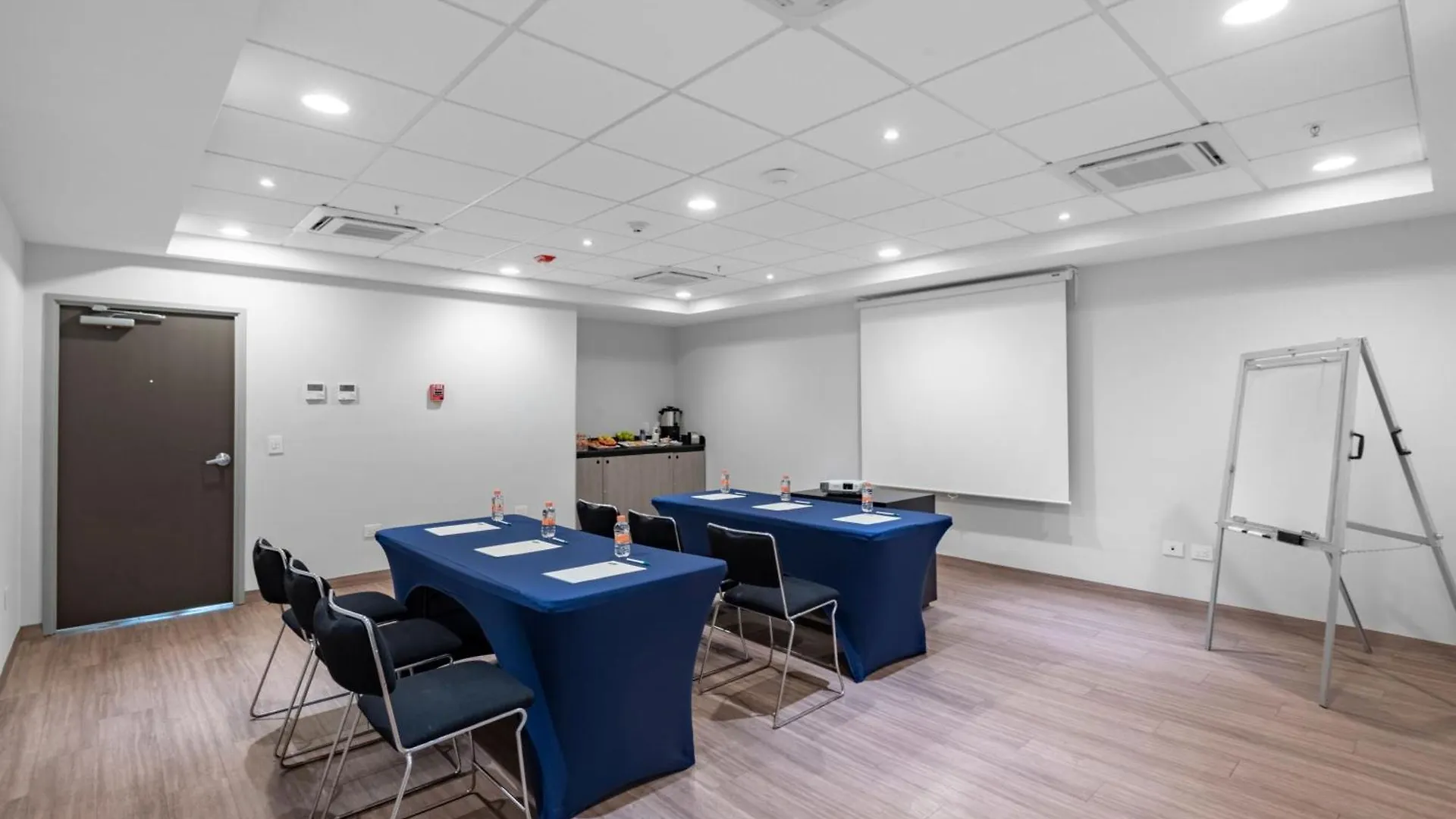 City Express Junior By Marriott Merida Altabrisa