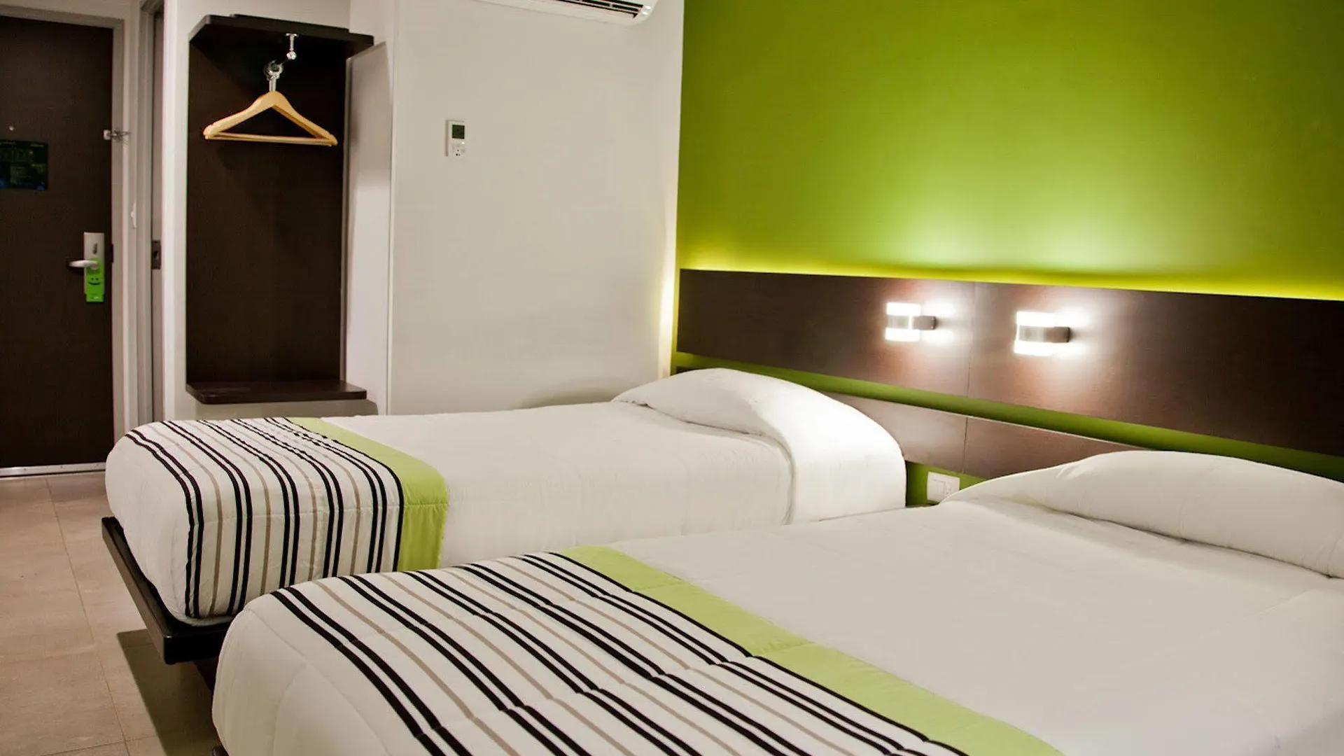 Hotel City Express Junior By Marriott Merida Altabrisa
